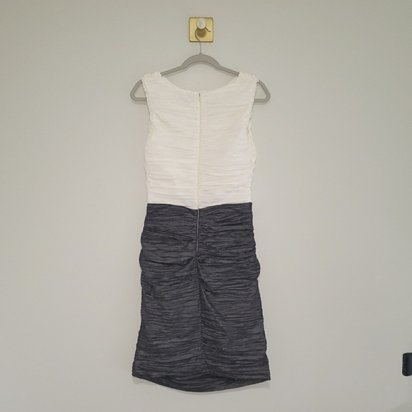 Suzi Chin For Maggie Boutique Sleeveless Mini Dress 8 White Gray Ruched Stretch - Picture 6 of 14